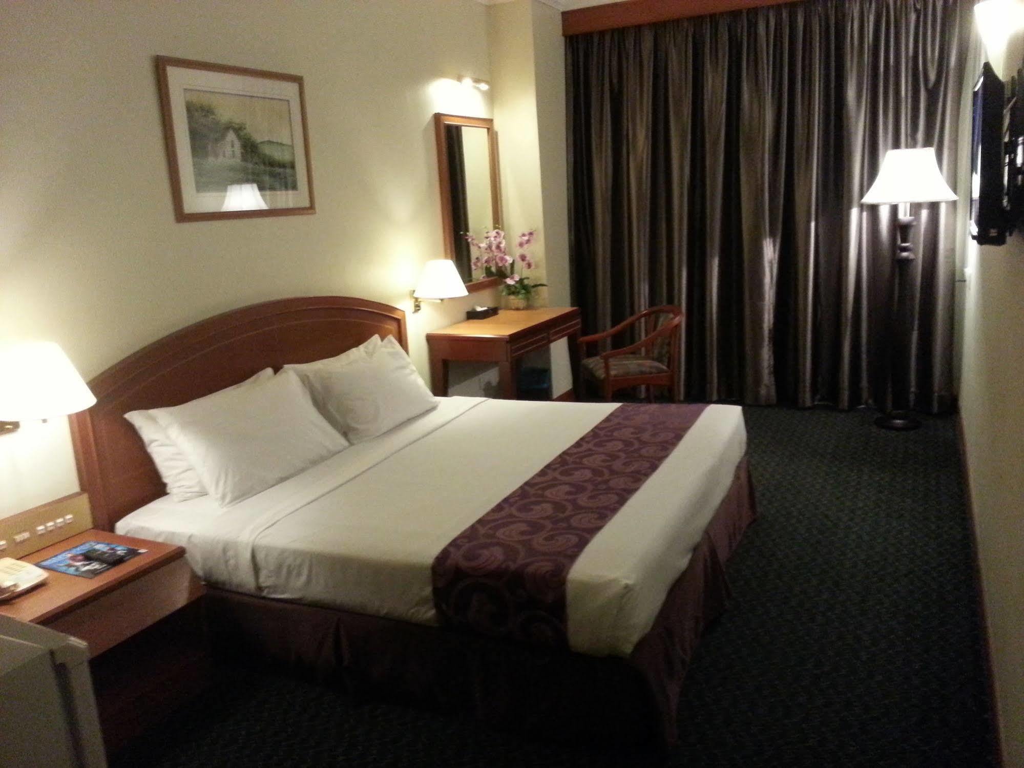 Orkid Hotel Melaka Dış mekan fotoğraf